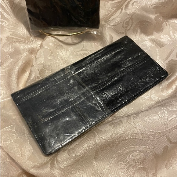 🌹Eel Skin Set - Picture 2 of 5